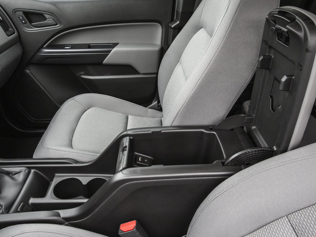 2016 GMC Canyon Base