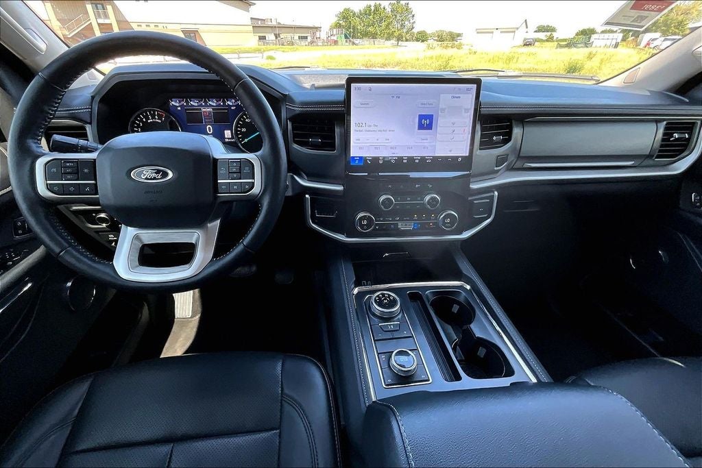 2024 Ford Expedition Max XLT