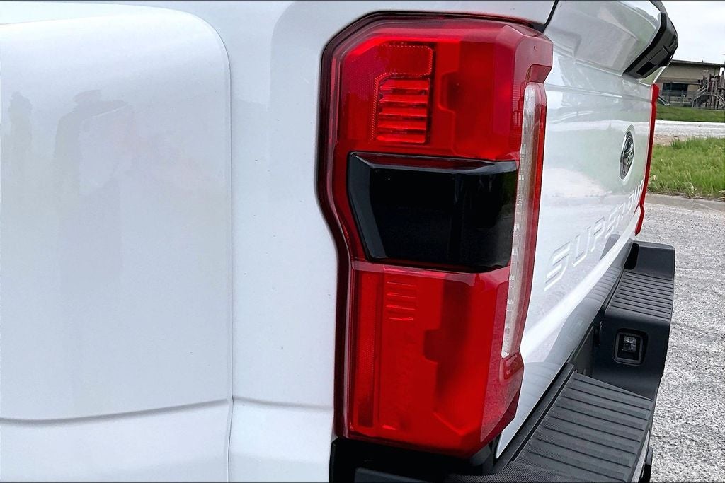 2026 Ford F-350SD XLT DRW