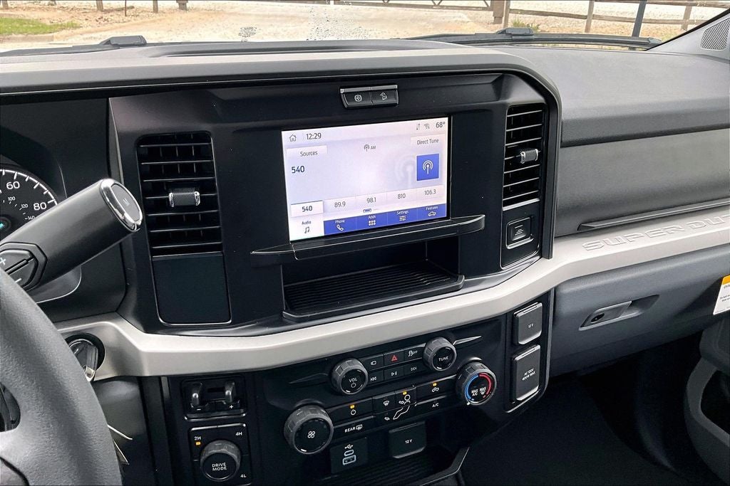 2026 Ford F-350SD XLT DRW