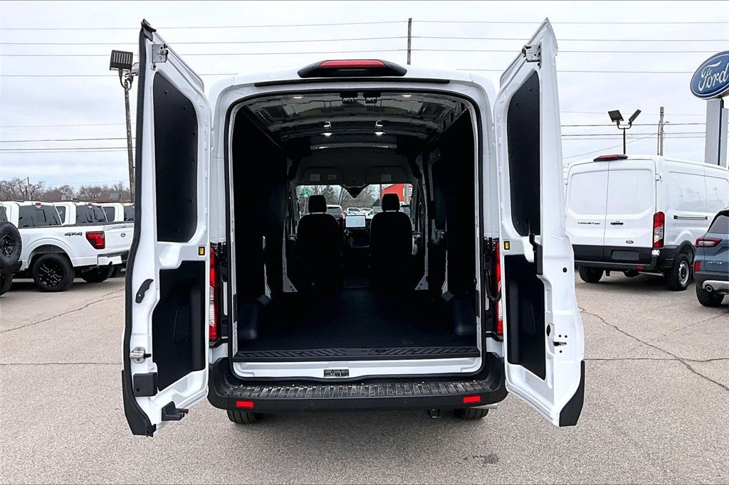2026 Ford Transit-250 Base