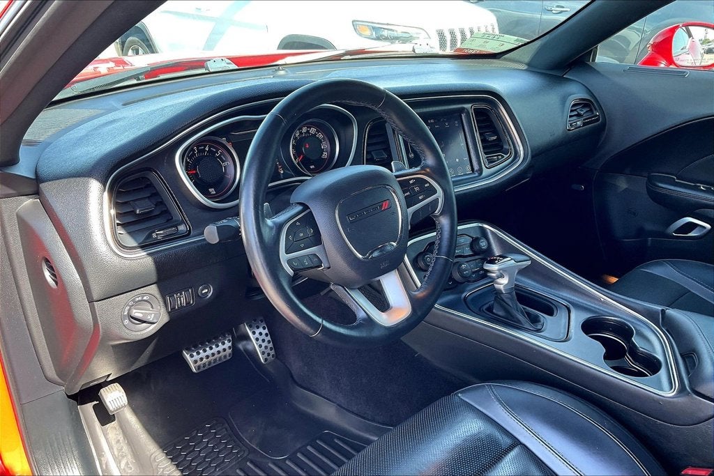 2017 Dodge Challenger SXT