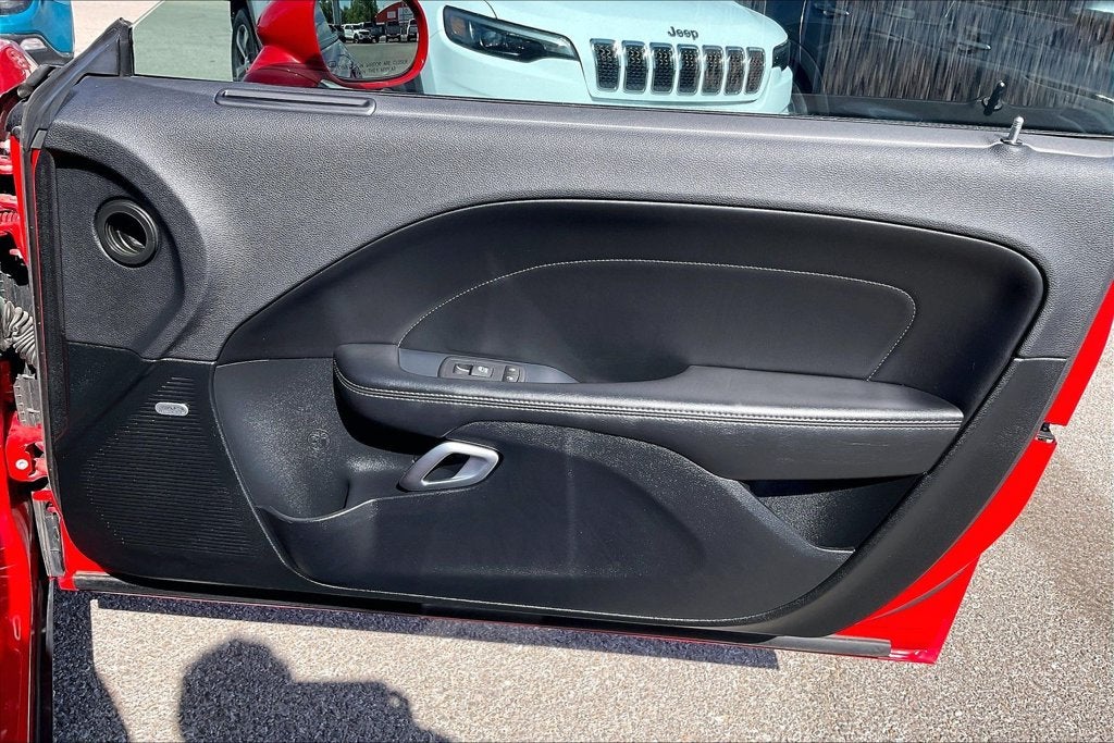 2017 Dodge Challenger SXT