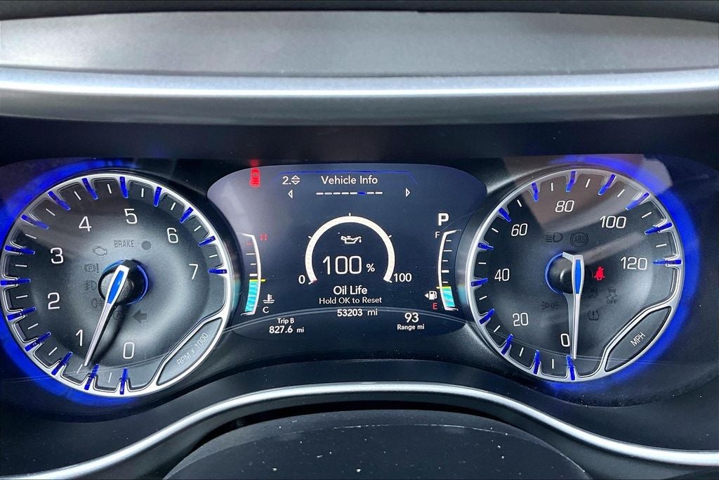 2025 Chrysler Pacifica Select