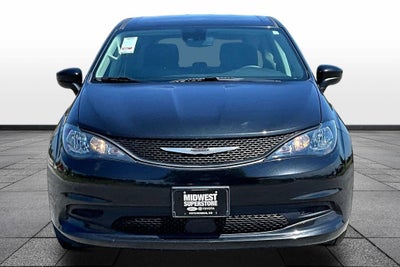 2024 Chrysler Voyager LX