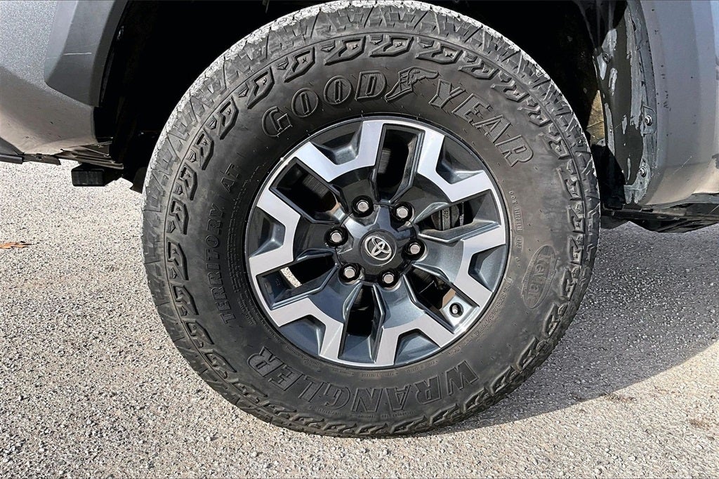 2023 Toyota Tacoma TRD Off-Road V6