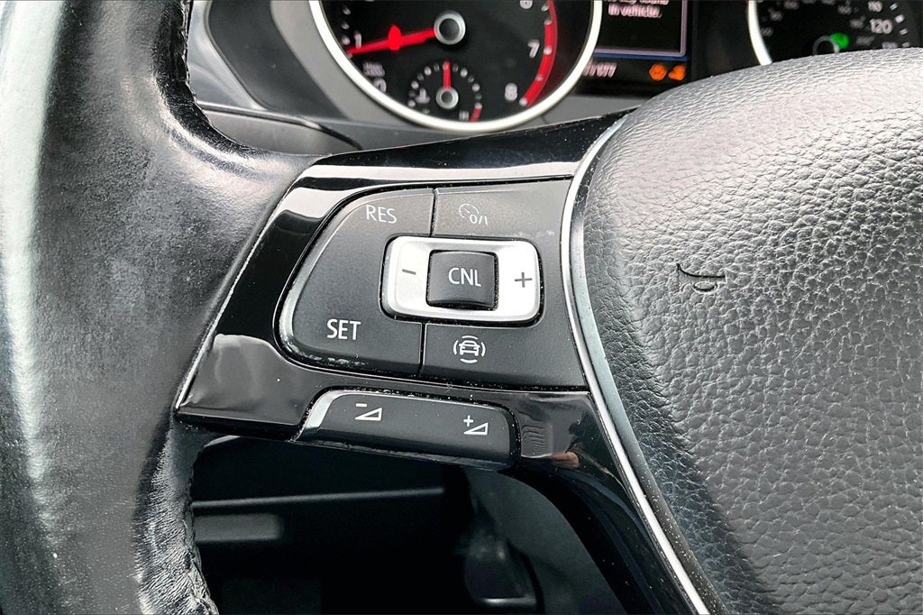 2019 Volkswagen Tiguan 2.0T SE