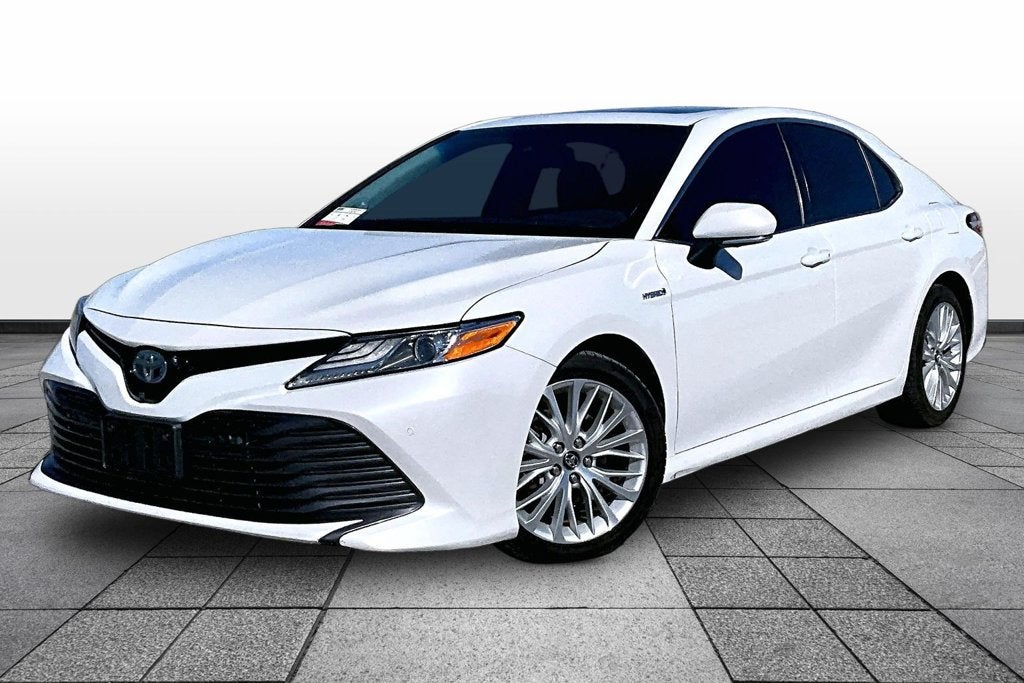 2018 Toyota Camry Hybrid XLE