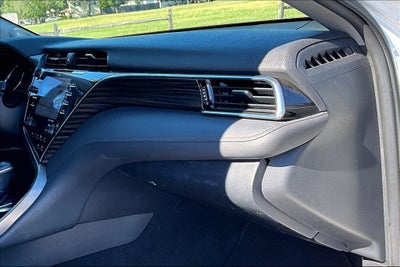 2018 Toyota Camry Hybrid XLE