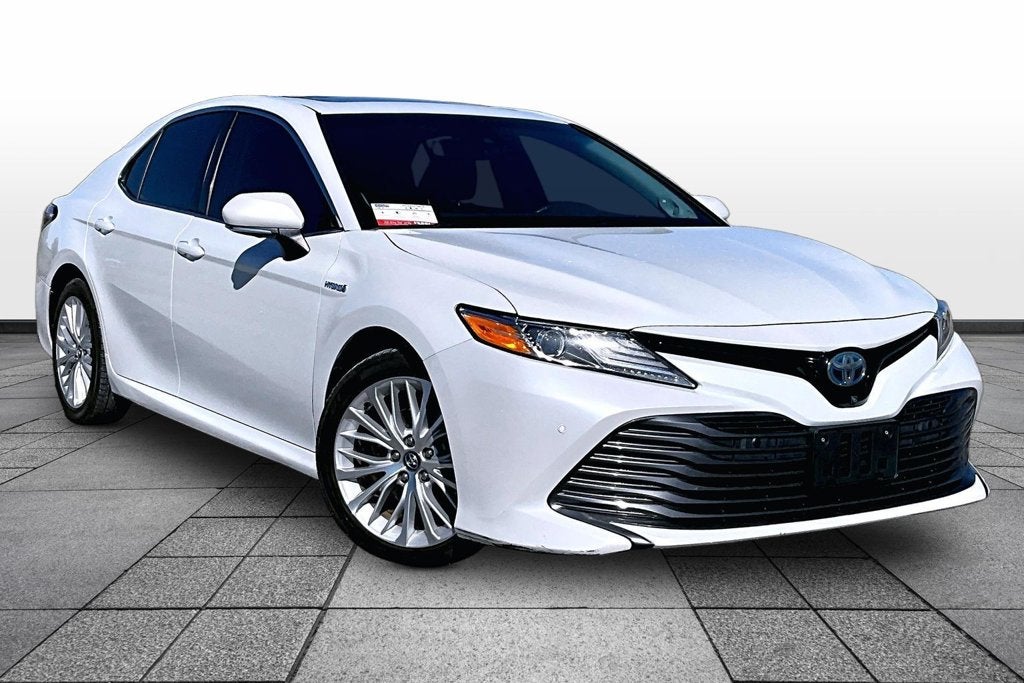 2018 Toyota Camry Hybrid XLE