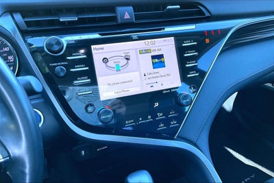 2018 Toyota Camry Hybrid XLE