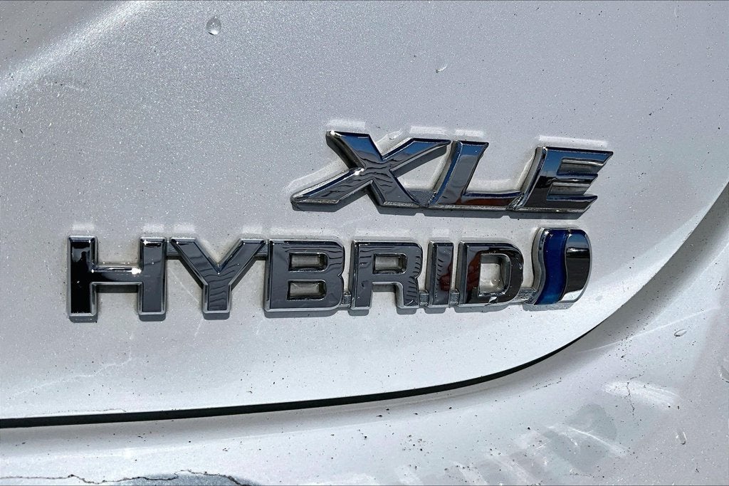 2018 Toyota Camry Hybrid XLE