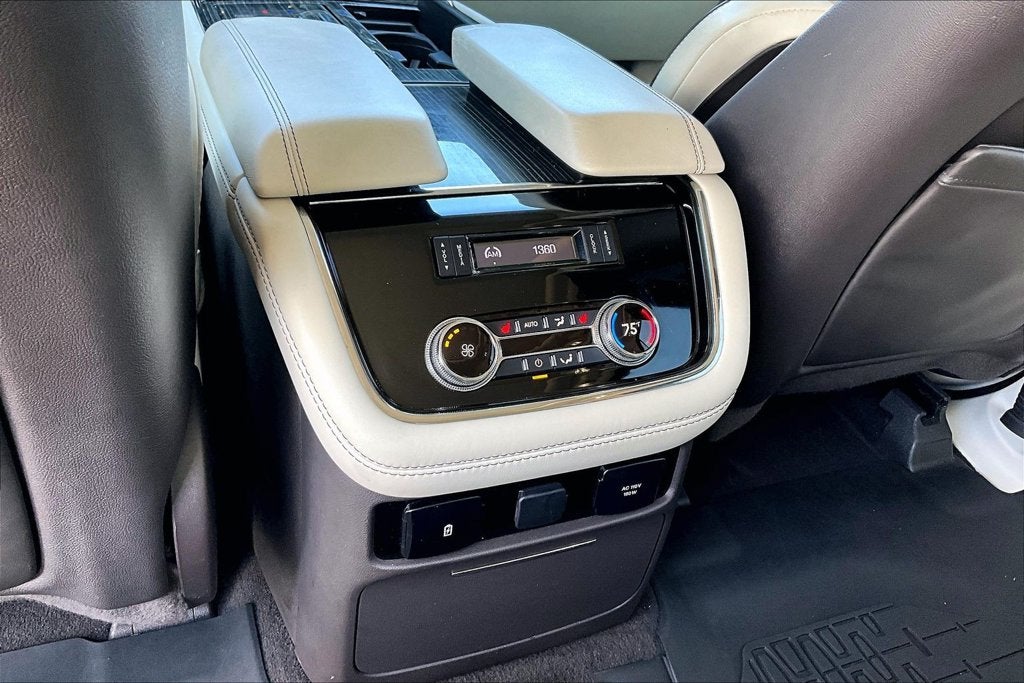 2021 Lincoln Navigator Black Label