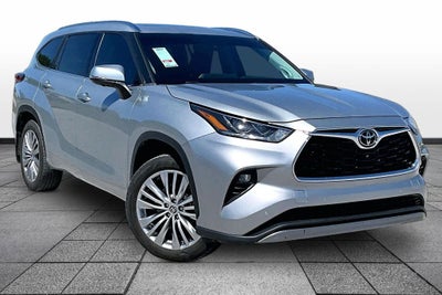 2023 Toyota Highlander Platinum