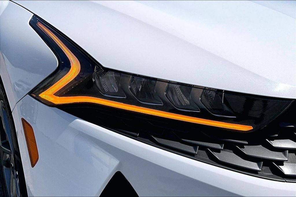 2022 Kia K5 LXS