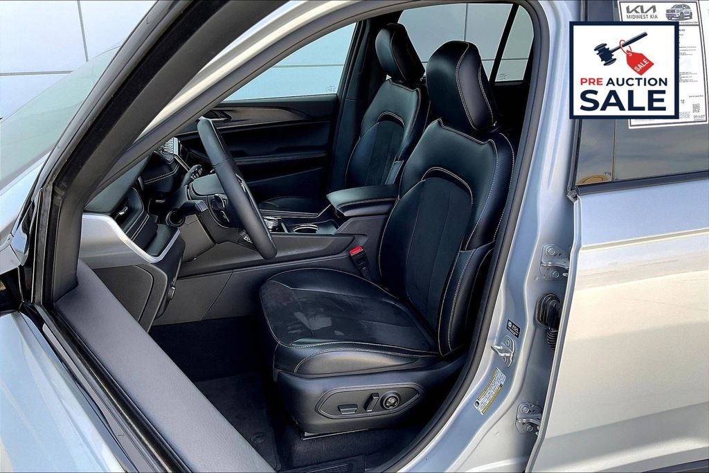 2024 Jeep Grand Cherokee Altitude