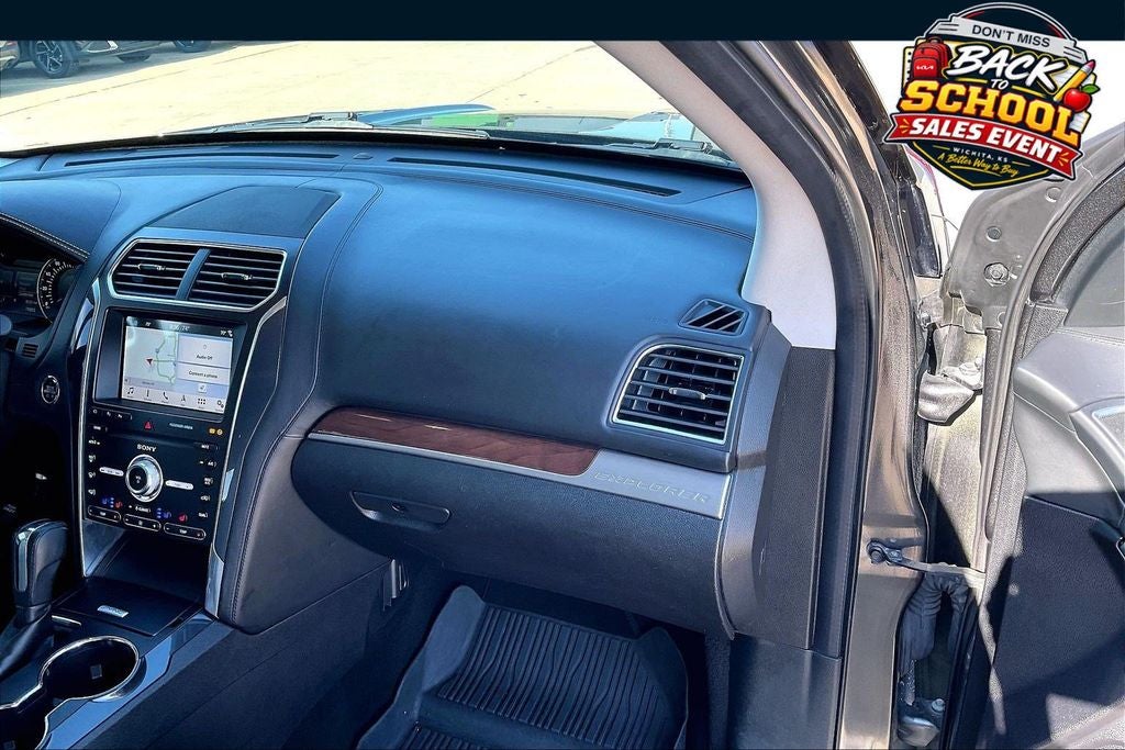 2019 Ford Explorer Platinum