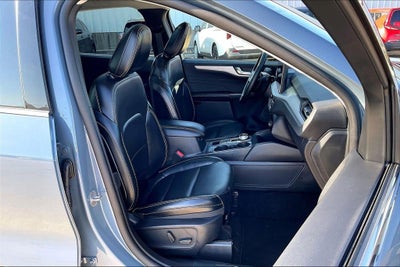 2025 Ford Escape Platinum