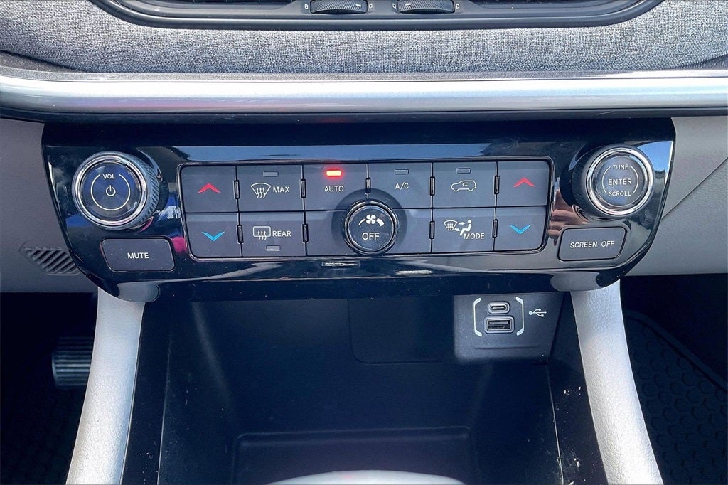 2022 Jeep Compass Altitude