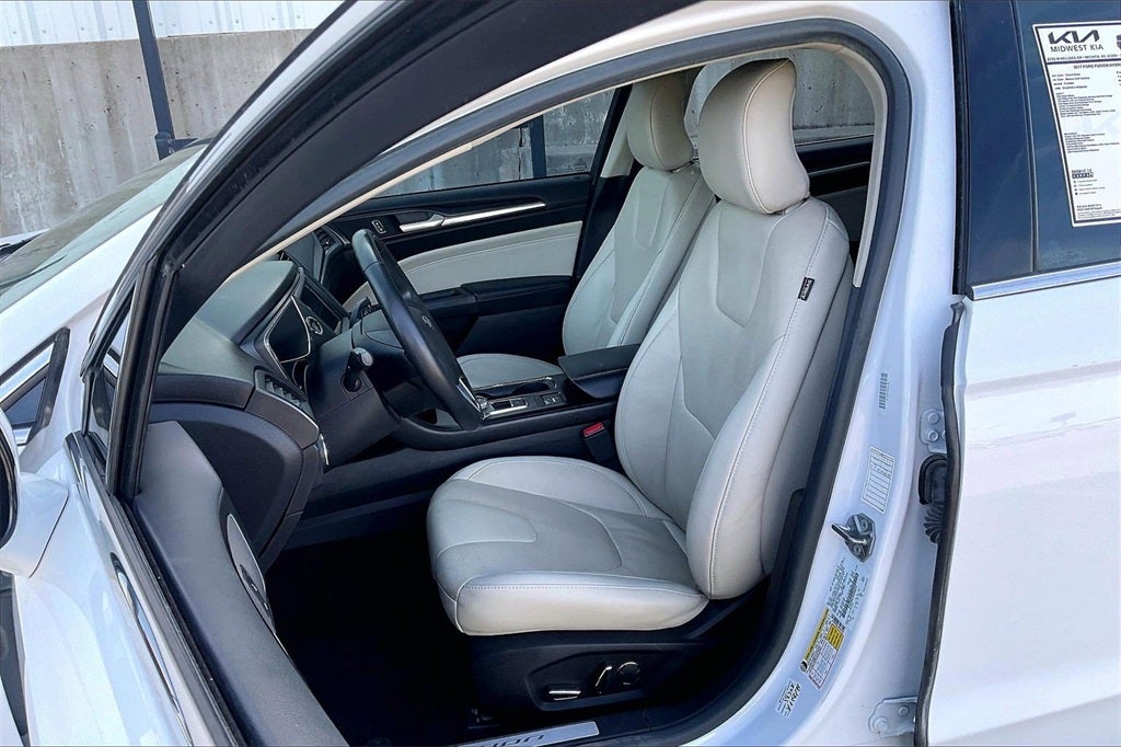 2017 Ford Fusion Hybrid Titanium