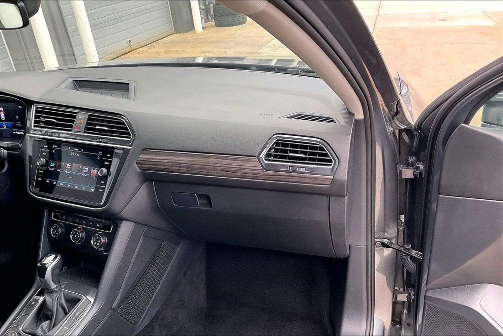 2024 Volkswagen Tiguan 2.0T Wolfsburg Edition