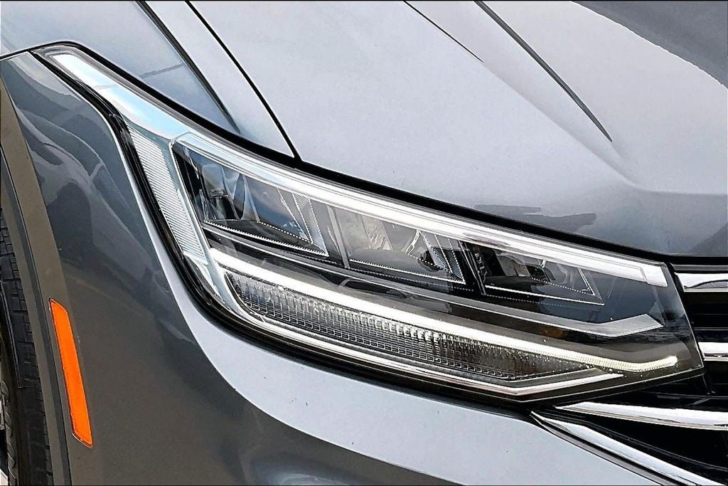2024 Volkswagen Tiguan 2.0T Wolfsburg Edition