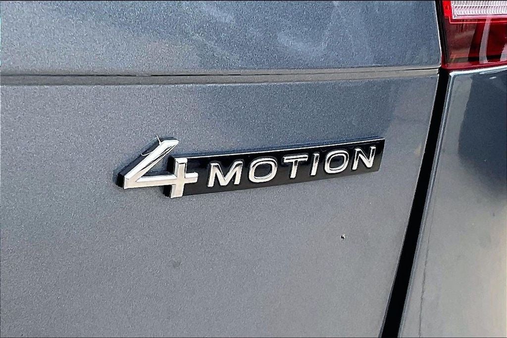 2024 Volkswagen Tiguan 2.0T Wolfsburg Edition