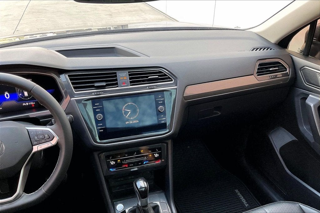 2023 Volkswagen Tiguan 2.0T SE