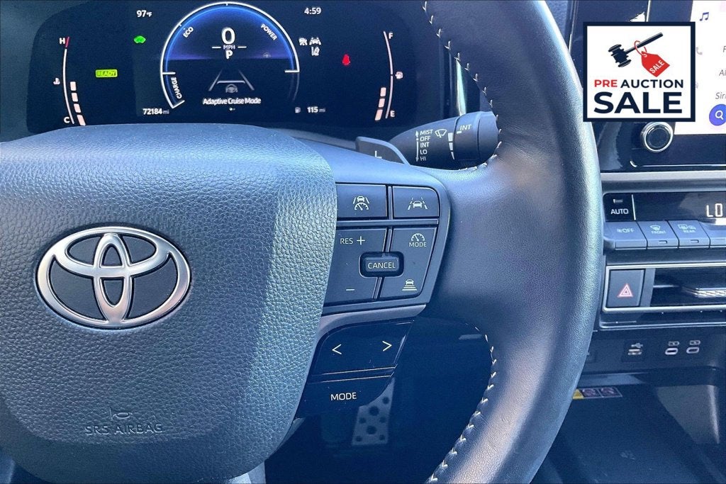2025 Toyota Camry SE