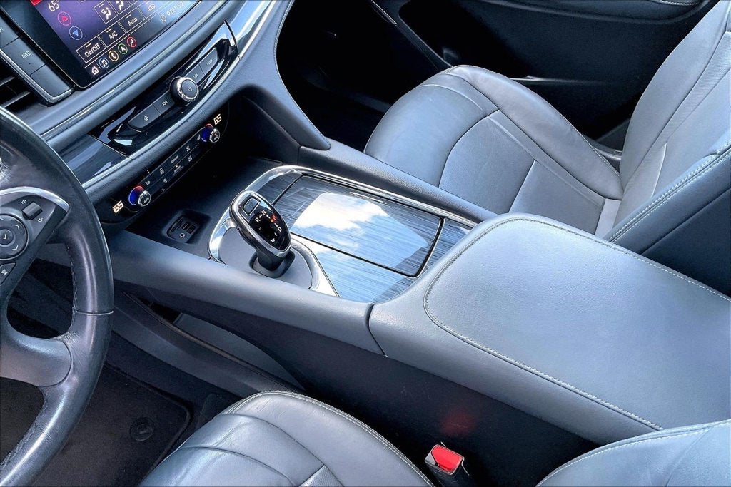 2020 Buick Enclave Essence