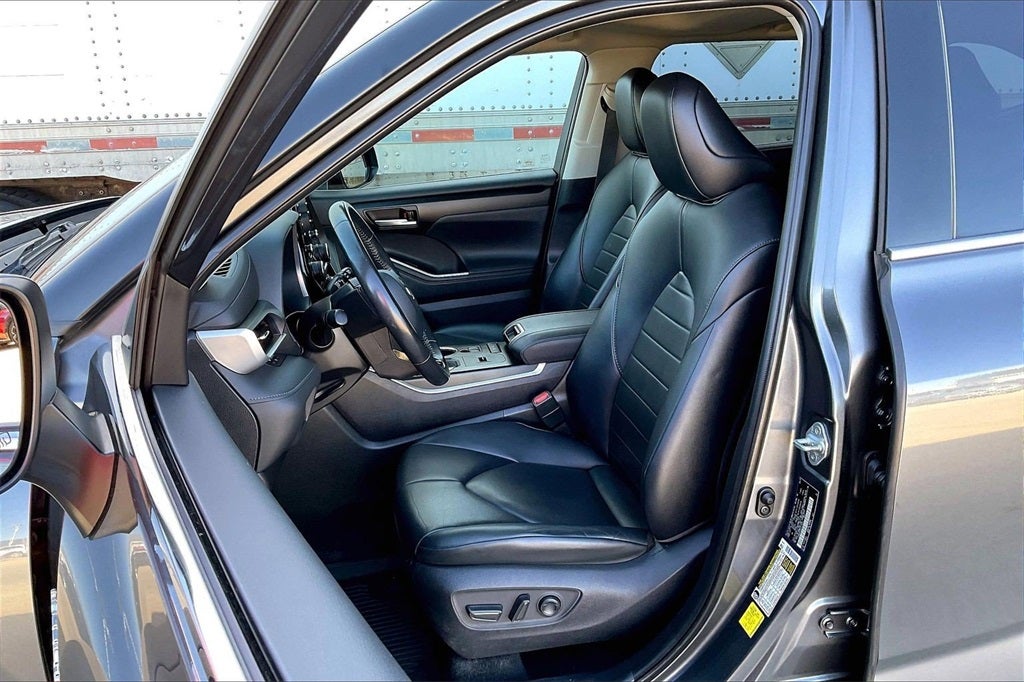 2020 Toyota Highlander Hybrid XLE