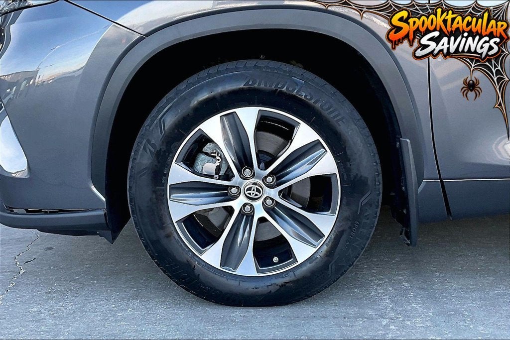 2024 Toyota Highlander XLE