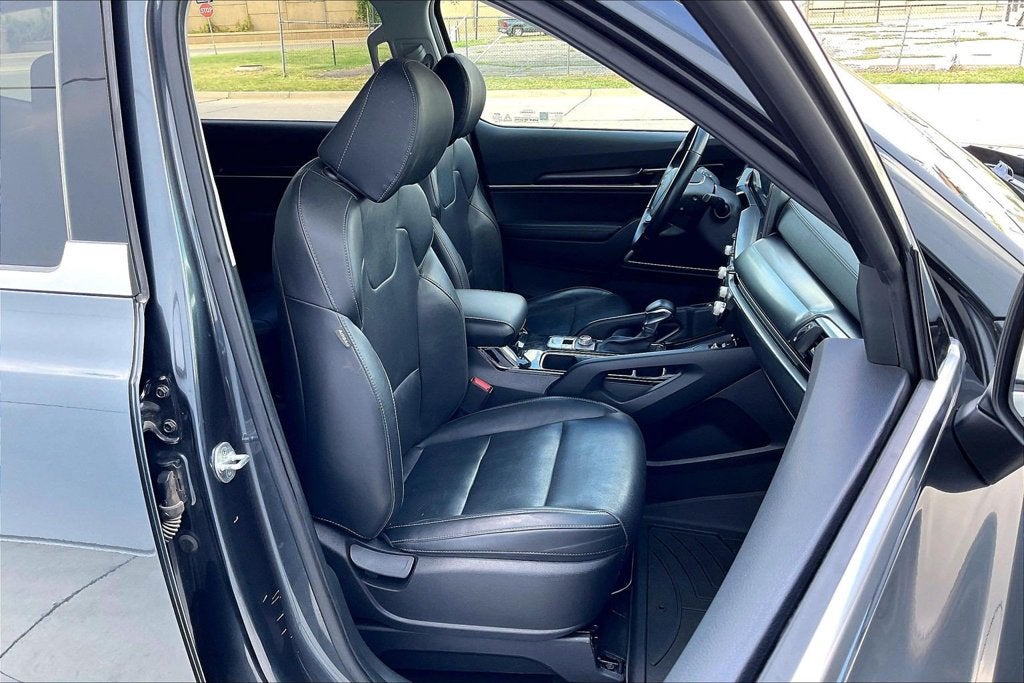 2023 Kia Telluride S