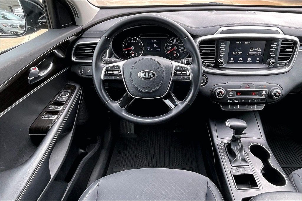 2020 Kia Sorento S