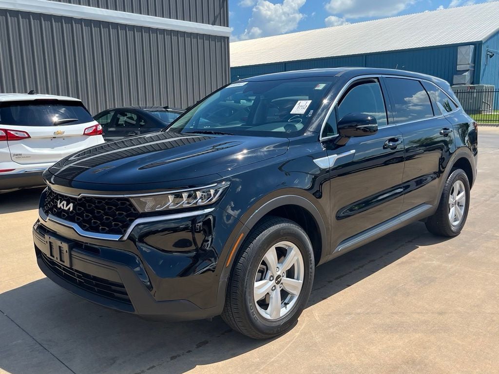 2023 Kia Sorento LX