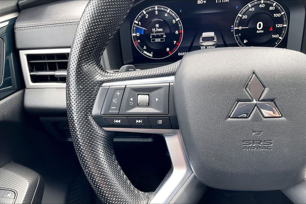 2022 Mitsubishi Outlander SE