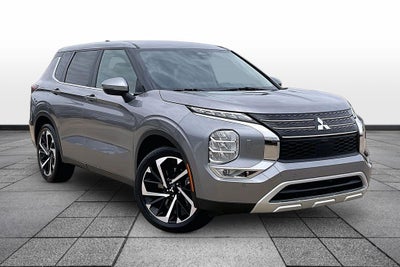 2022 Mitsubishi Outlander SE