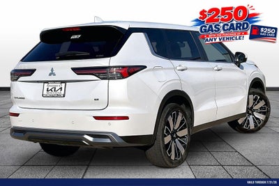2025 Mitsubishi Outlander SE