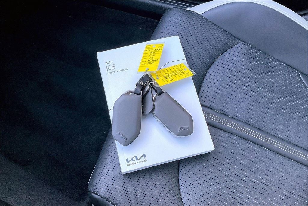 2025 Kia K5 GT-Line