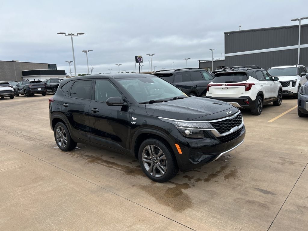 2023 Kia Seltos LX