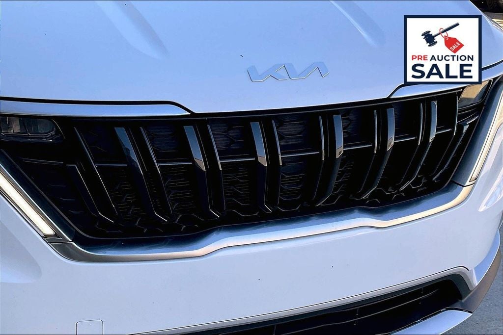 2024 Kia Carnival LX