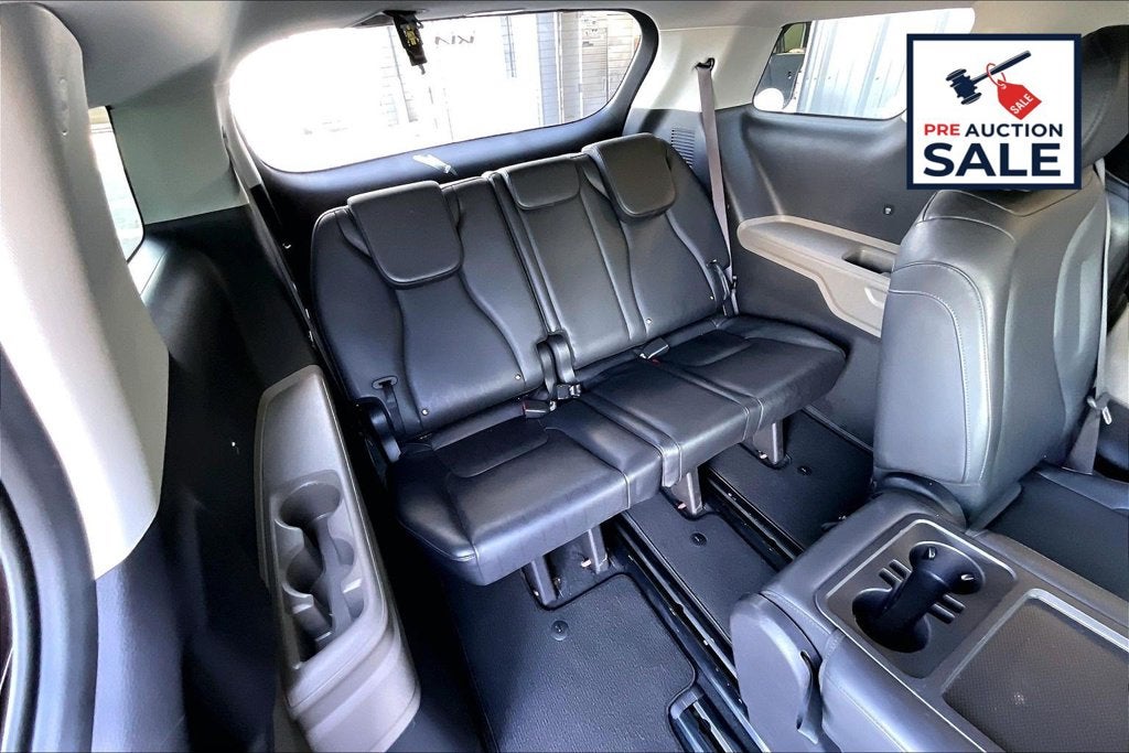 2025 Kia Carnival LXS