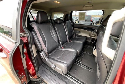 2025 Kia Carnival LXS