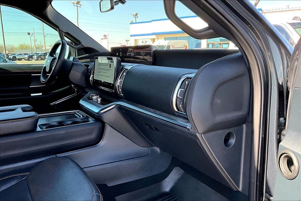 2025 Ford Expedition Tremor