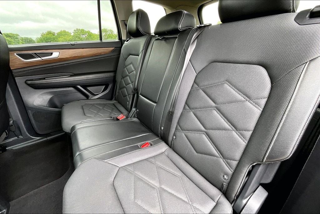 2024 Volkswagen Atlas 2.0T SE w/Technology