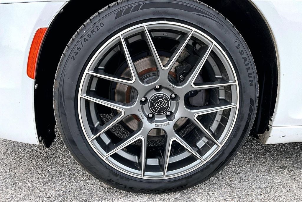 2018 Chrysler 300 Touring