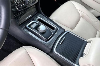 2018 Chrysler 300 Touring