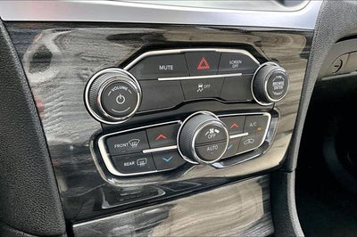 2018 Chrysler 300 Touring