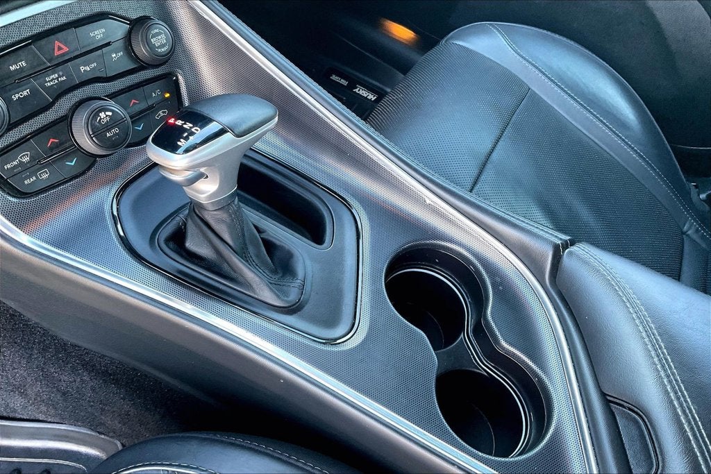 2017 Dodge Challenger SXT