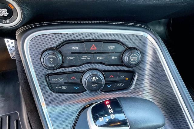 2017 Dodge Challenger SXT